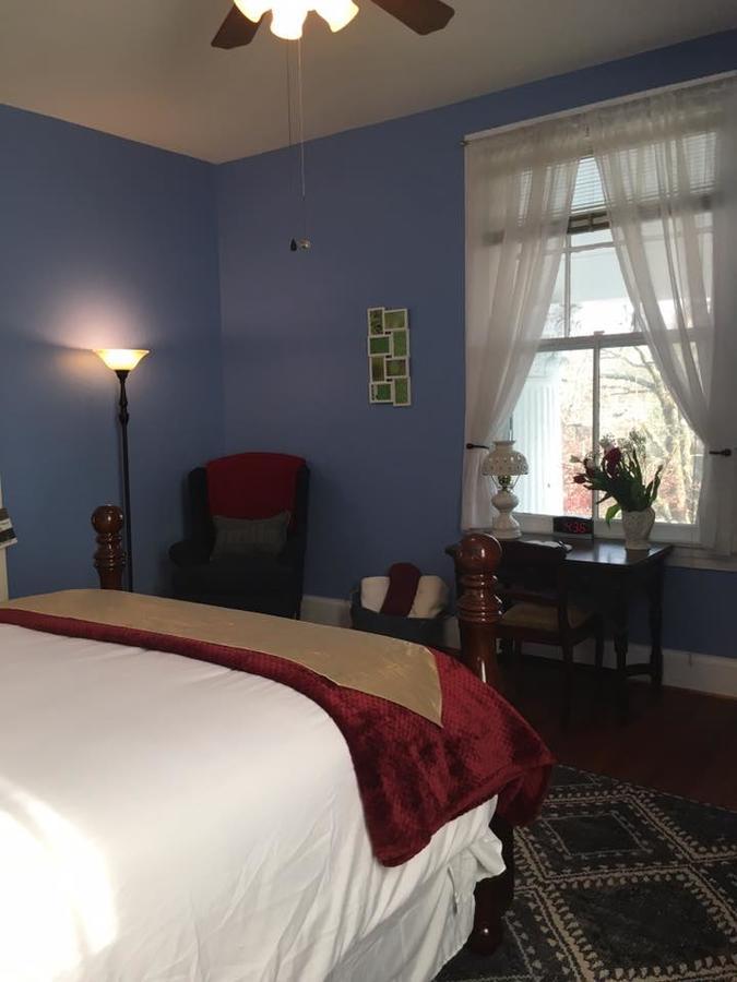 Winridge Manor Bed And Breakfast Madison Heights Eksteriør bilde